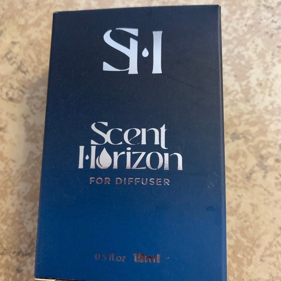 New! “Scent Horizon” Monaco Luxury Scent Diffuser Oil Refill. Size: 0.5 fl.oz. - Picture 6 of 7